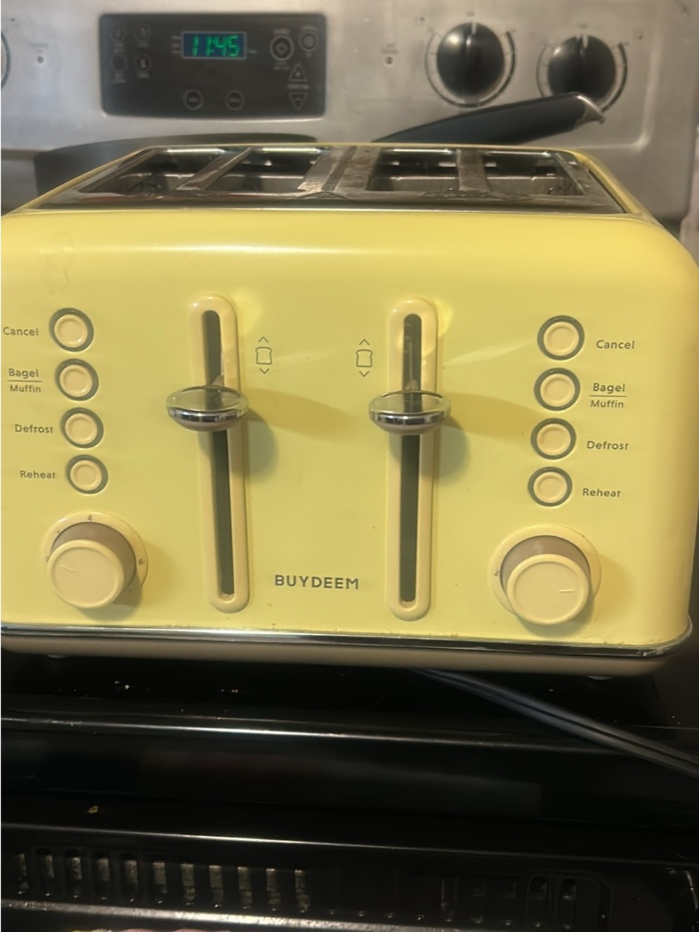 BUYDEEM 4-Slice Toaster Cream Beige Retro Style Wide Slots